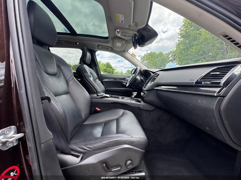 2018 VOLVO XC90 auction photo 5