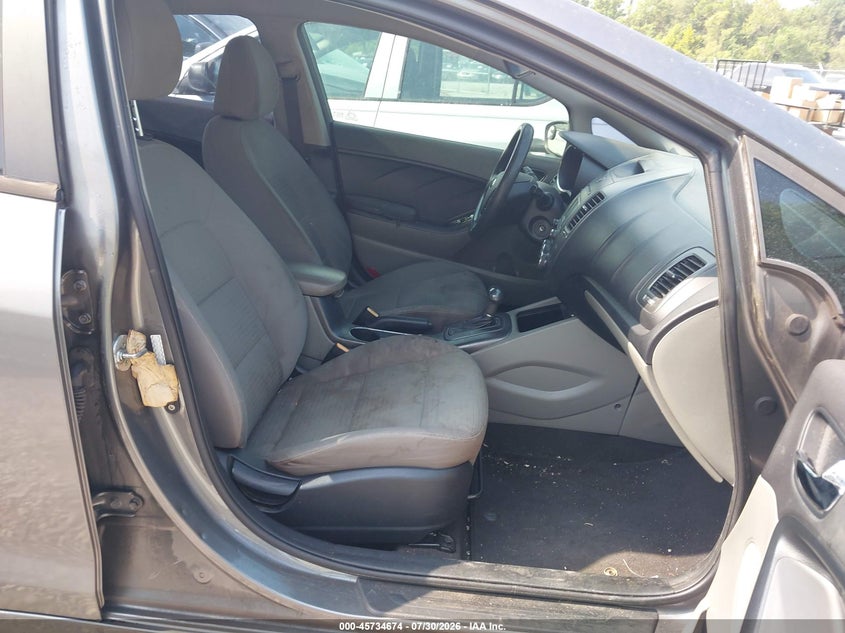 2016 KIA FORTE auction photo 5