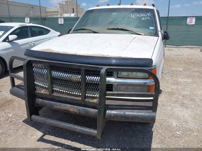1999 CHEVROLET C/K 3500 auction photo 6