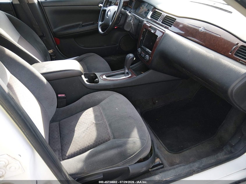 2011 CHEVROLET IMPALA auction photo 5