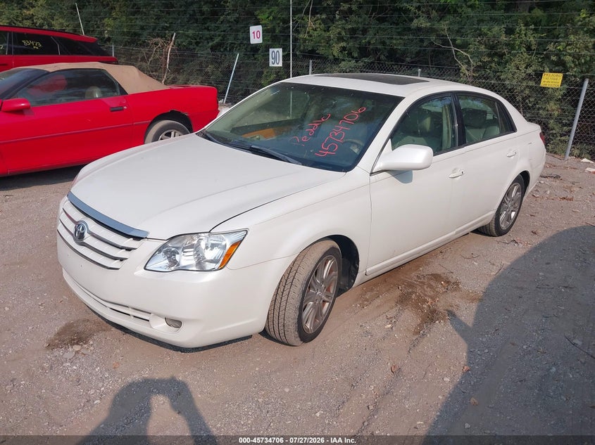 2007 TOYOTA AVALON auction photo 2