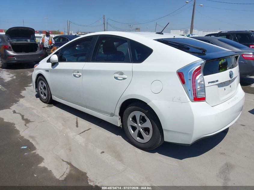 2014 TOYOTA PRIUS auction photo 3