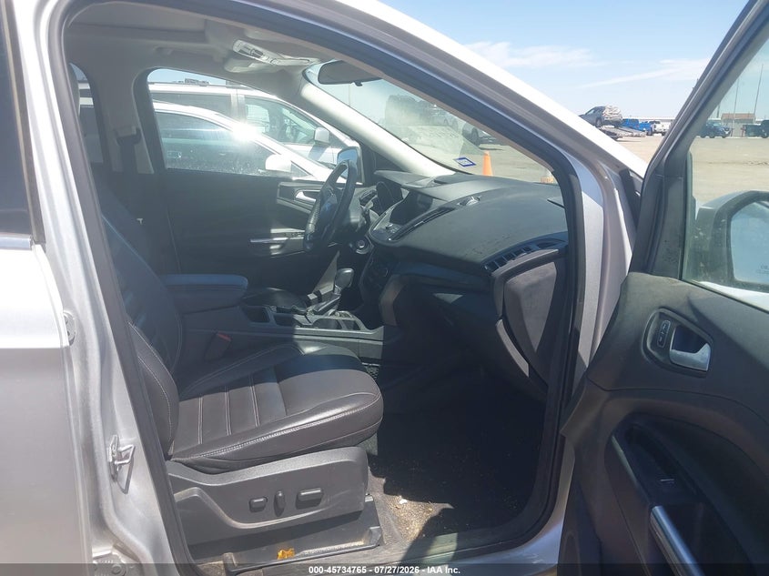2017 FORD ESCAPE auction photo 5