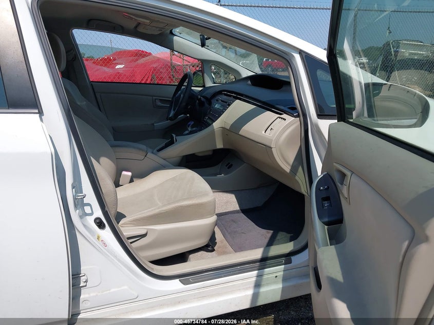2010 TOYOTA PRIUS auction photo 5