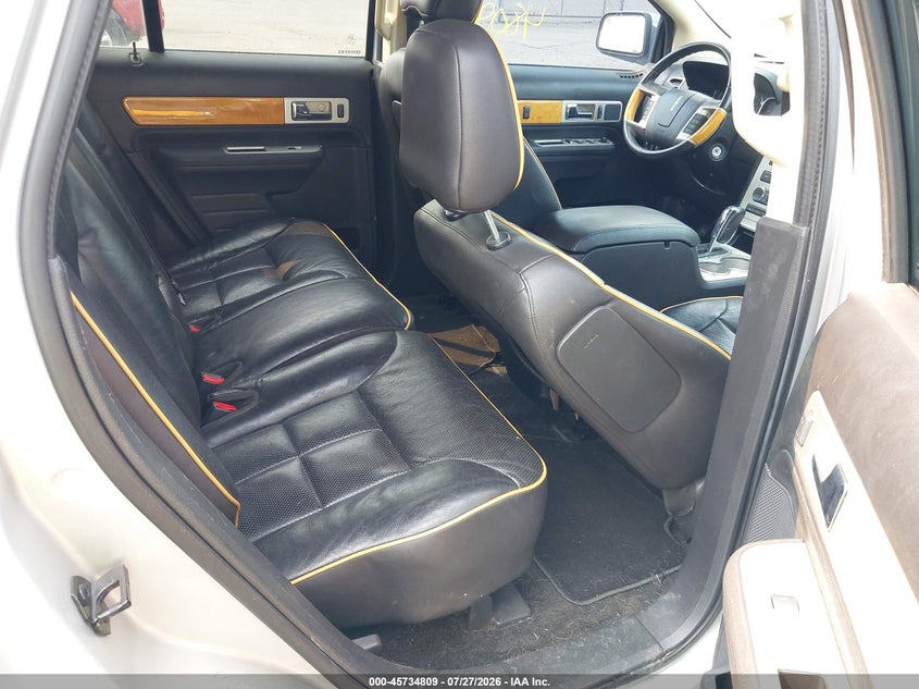 2010 LINCOLN MKX auction photo 8