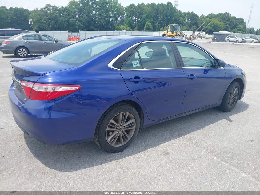 2015 TOYOTA CAMRY auction photo 4