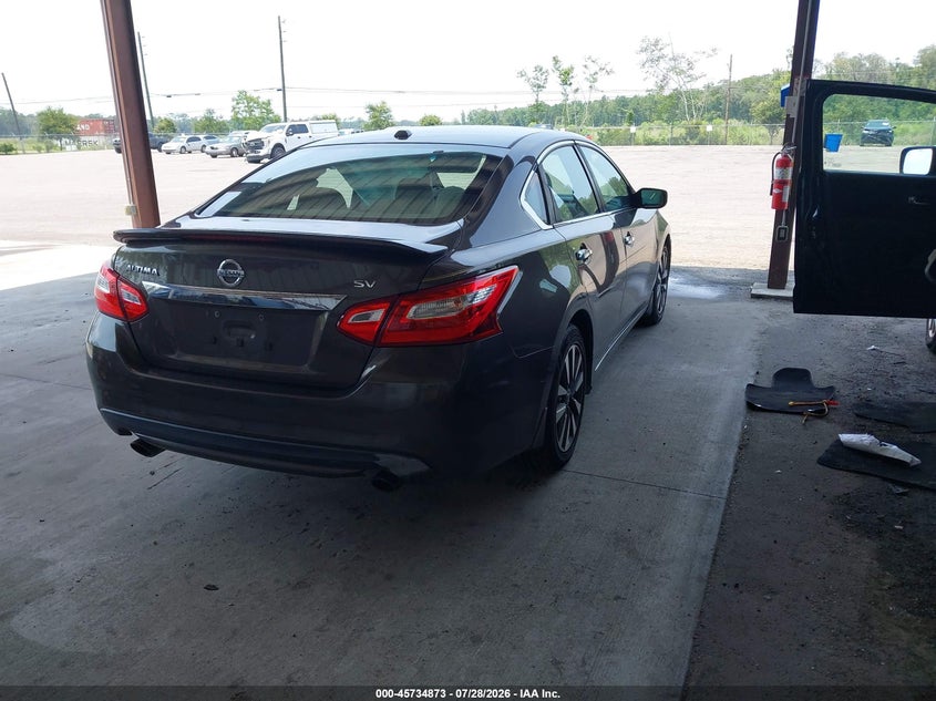 2017 NISSAN ALTIMA auction photo 4