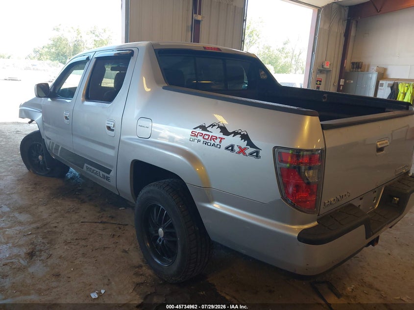 2012 HONDA RIDGELINE auction photo 3