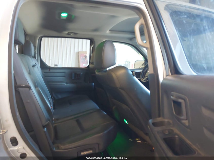 2012 HONDA RIDGELINE auction photo 8