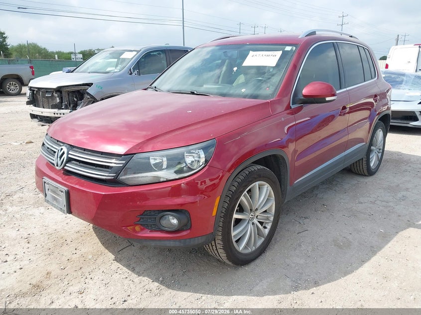 2013 VOLKSWAGEN TIGUAN auction photo 2