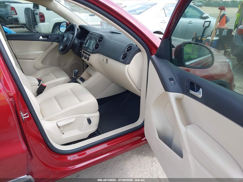 2013 VOLKSWAGEN TIGUAN auction photo 5