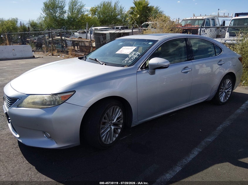 Vin: jthbk1gg8d2080359, lot: 46233823, lexus es 350 20132
