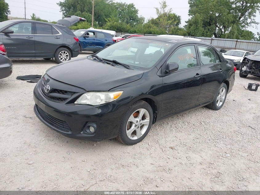 Vin: 2t1bu4ee6cc910657, lot: 46233879, toyota corolla le 20122