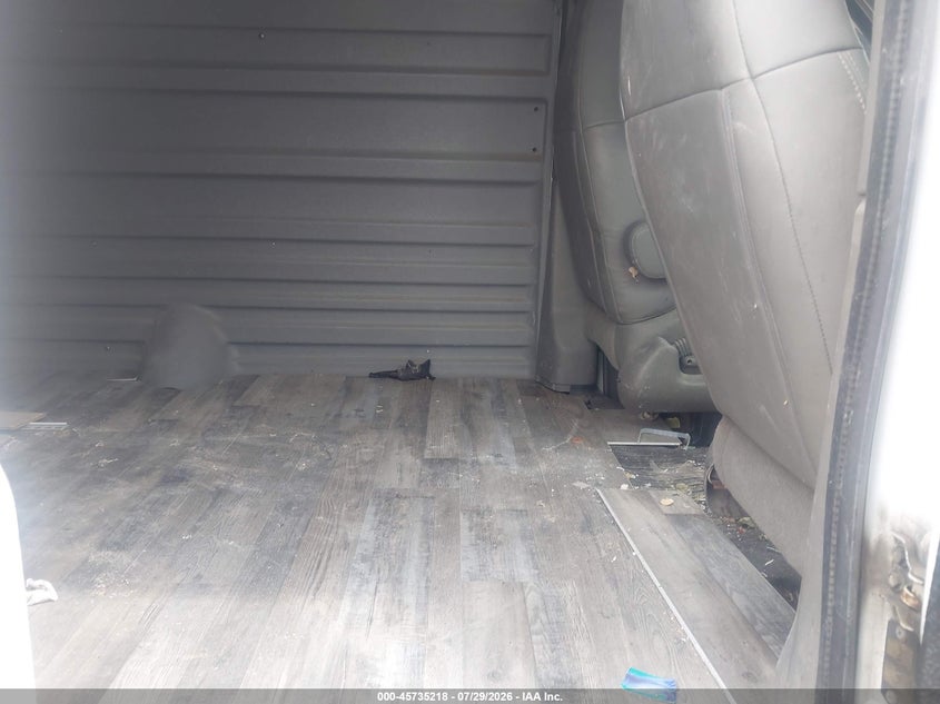 2020 GMC SAVANA CARGO auction photo 8