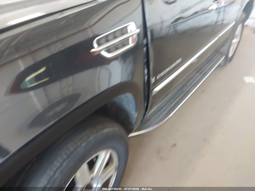 2007 CADILLAC ESCALADE auction photo 6