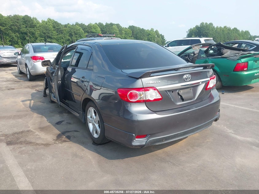 2013 TOYOTA COROLLA auction photo 3