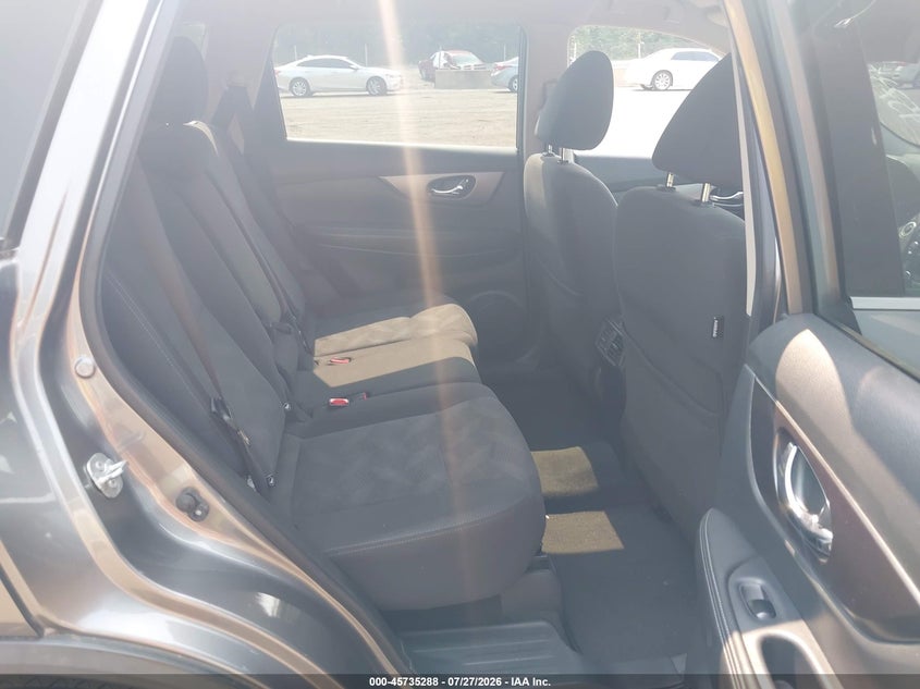 2016 NISSAN ROGUE auction photo 8