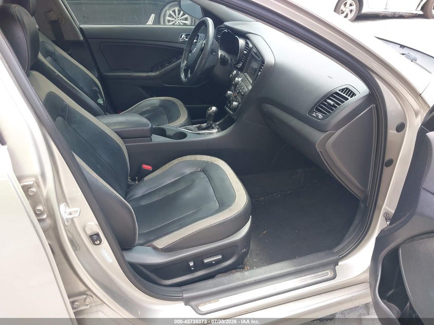 2011 KIA OPTIMA HYBRID auction photo 5