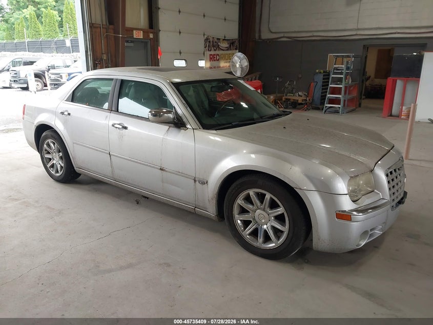 2005 CHRYSLER 300C auction photo 1