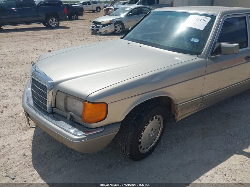 1986 MERCEDES-BENZ 420 auction photo 6
