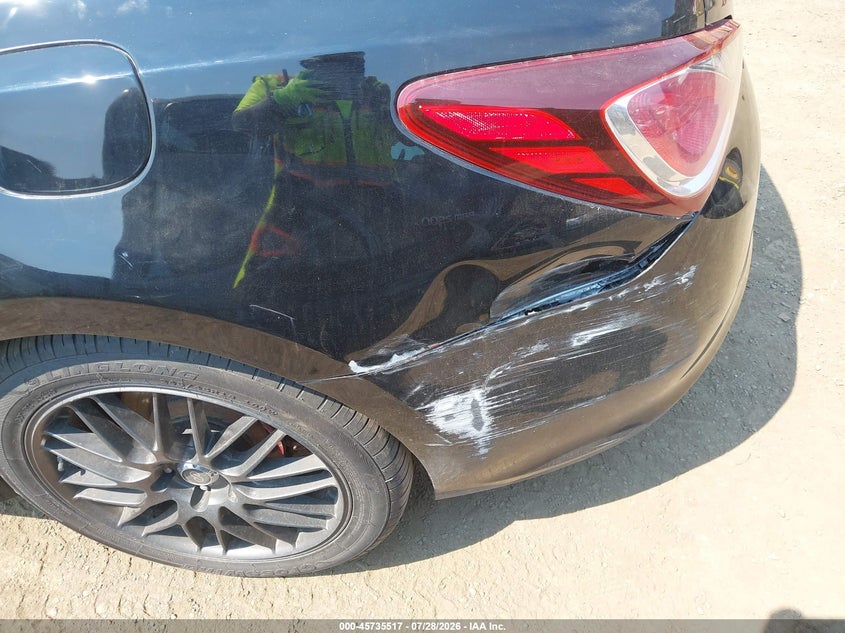 2013 HYUNDAI GENESIS auction photo 6