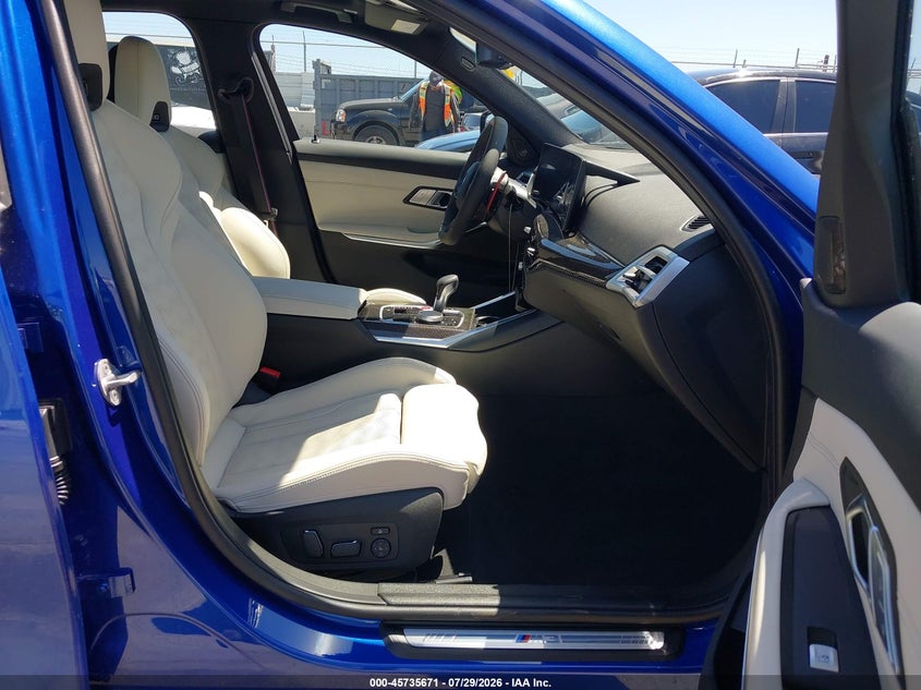 2027 BMW BMW M3 COMPETITION auction photo 5