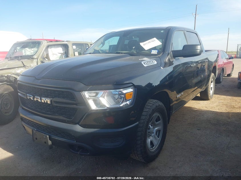 2019 RAM 1500, Град, IAAI, VIN 1C6RREGT1KN655503 — фото 2