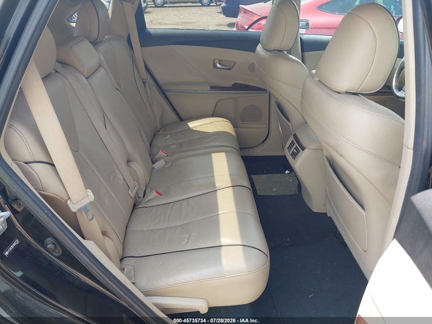 2010 TOYOTA VENZA auction photo 8