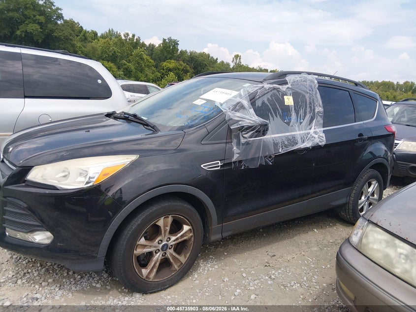 Vin: 1fmcu0g94fua50533, lot: 46234607, ford escape se 20152