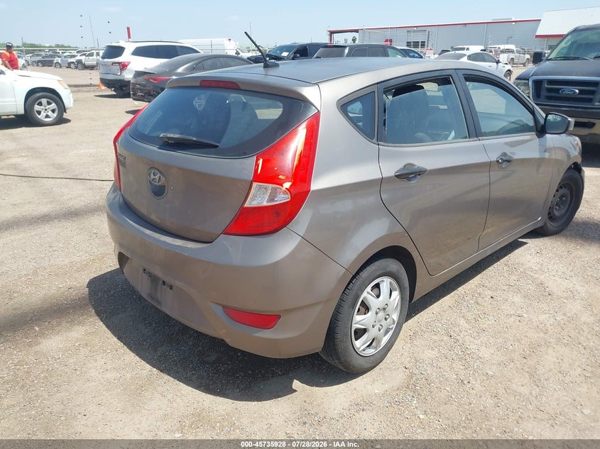 2013 HYUNDAI ACCENT auction photo 4