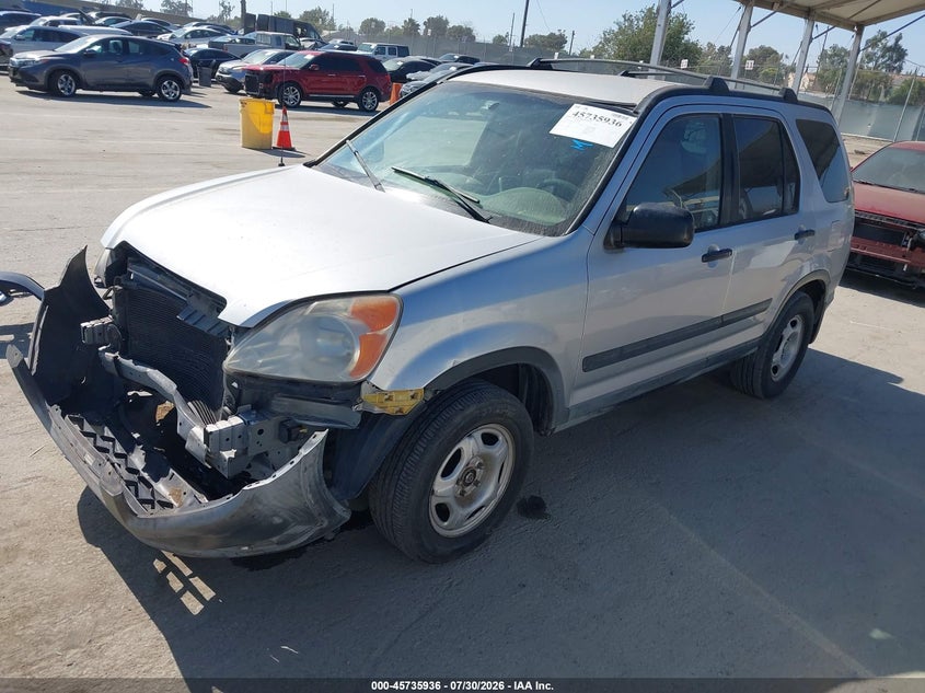 2002 Honda CR-V, Front End, IAAI, VIN JHLRD68442C015580 — photo 2