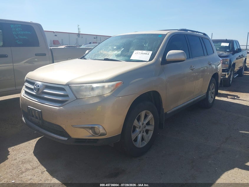 Vin: 5tdzk3eh5cs067650, lot: 46234708, toyota highlander base v6 20122