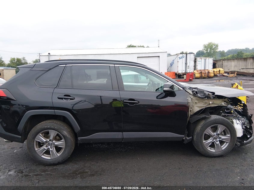 TOYOTA RAV4 - zdjęcie 13