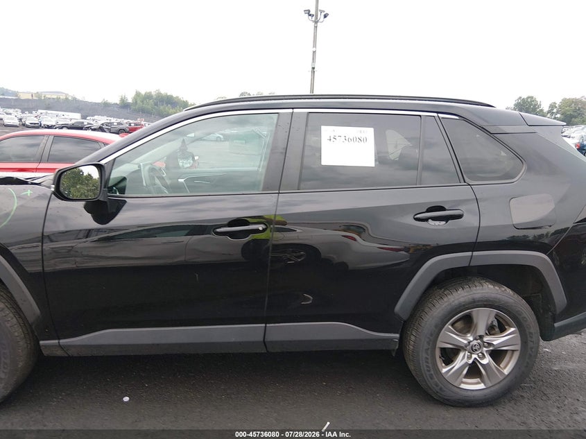 TOYOTA RAV4 - zdjęcie 14