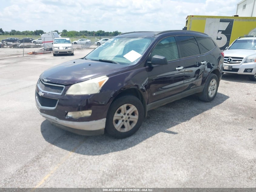 2009 CHEVROLET TRAVERSE auction photo 2