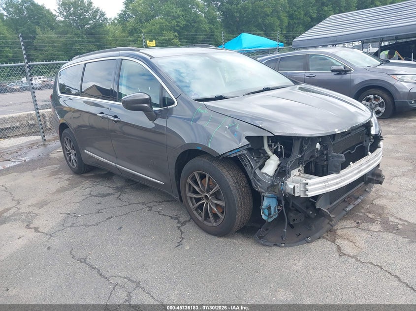Vin: 2c4rc1bg3hr539342, lot: 46234887, chrysler pacifica touring-l 2017 img_1