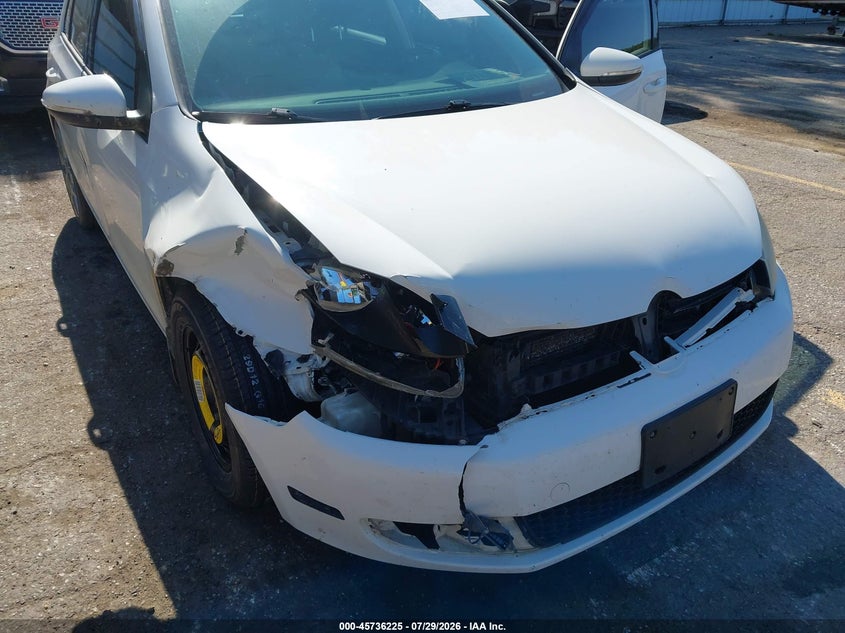 2013 VOLKSWAGEN GOLF auction photo 6