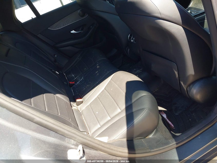 MERCEDES-BENZ GLC 300 - zdjęcie 8