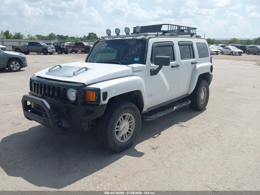 2006 HUMMER H3 SUV auction photo 2