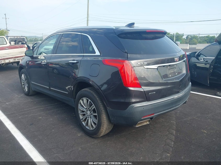 2017 CADILLAC XT5 auction photo 3