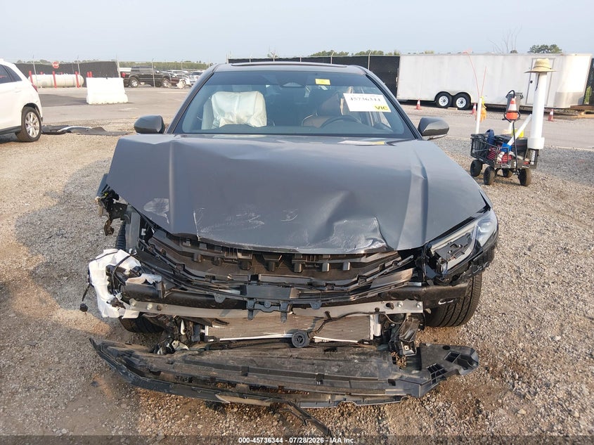 TOYOTA CAMRY - zdjęcie 13