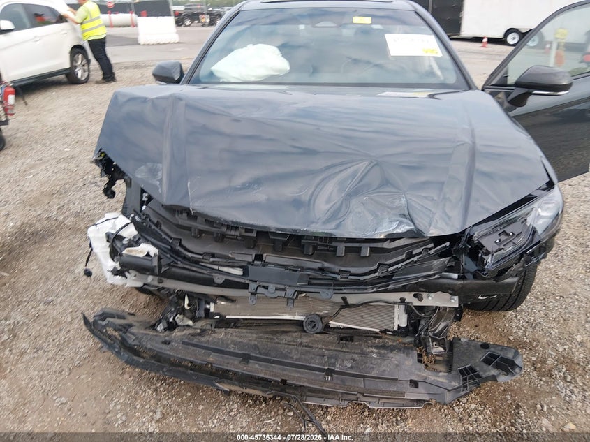 TOYOTA CAMRY - zdjęcie 6