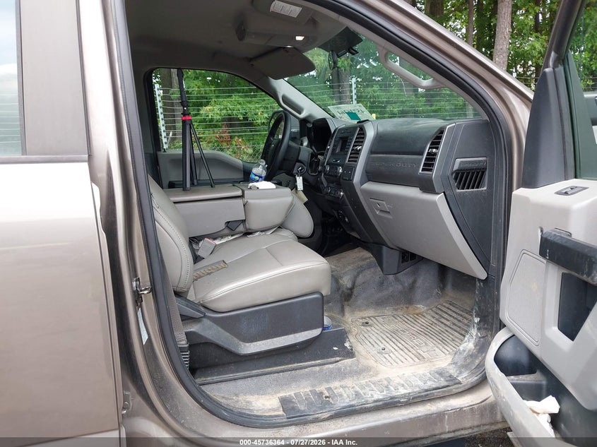2019 FORD F-350 auction photo 5
