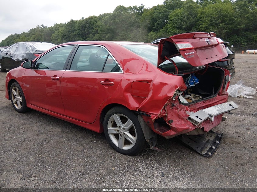 Vin: 4t1bf1fk5du648319, lot: 46235086, toyota camry se 20133