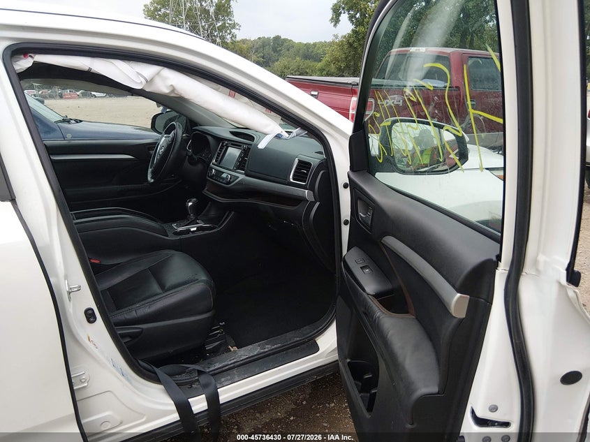 TOYOTA HIGHLANDER - zdjęcie 5