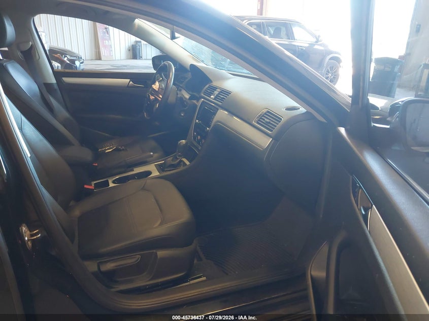 2013 VOLKSWAGEN PASSAT auction photo 5