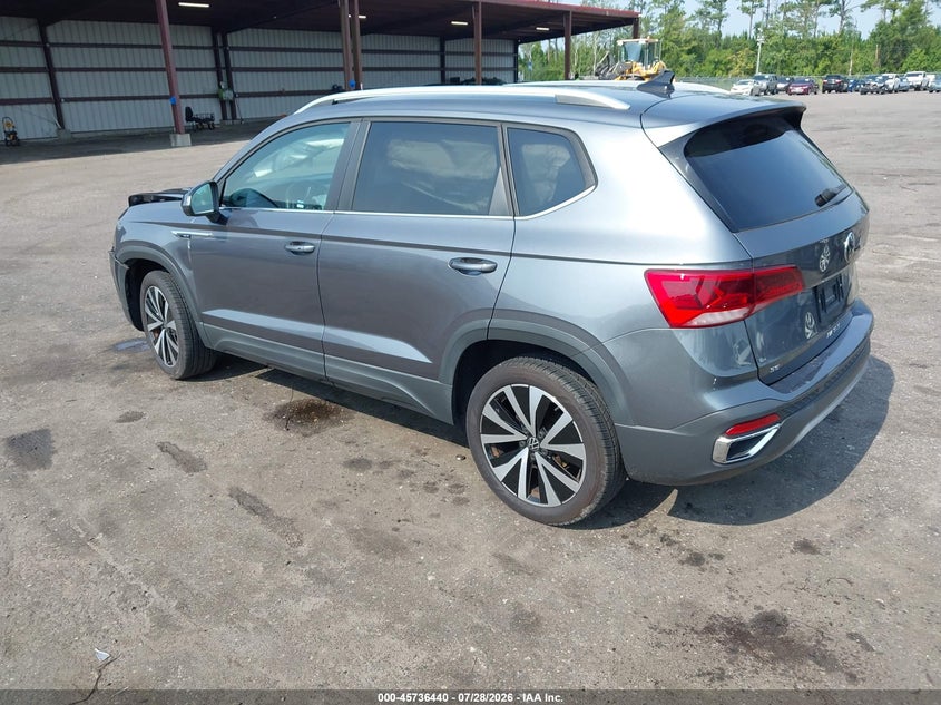 2022 VOLKSWAGEN TAOS auction photo 3