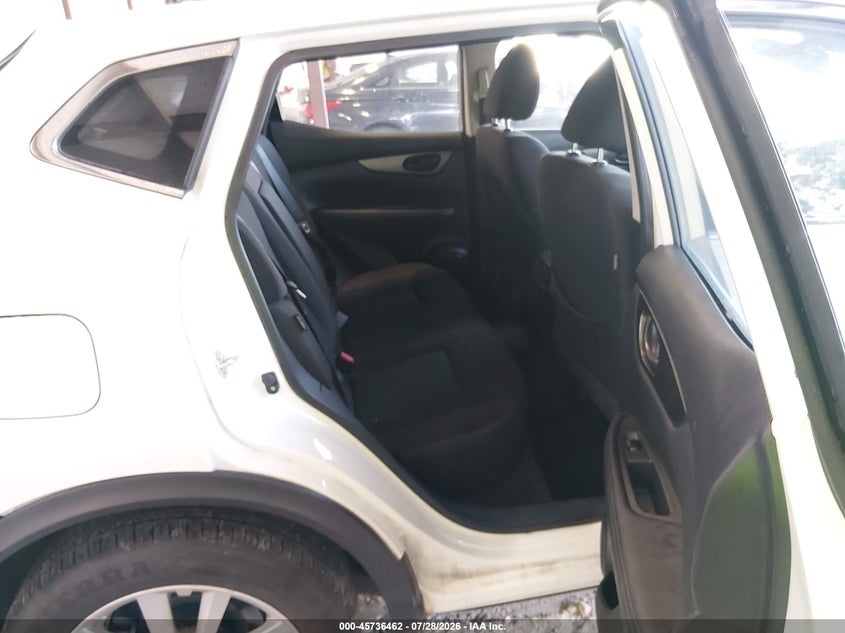 2022 NISSAN ROGUE SPORT auction photo 8