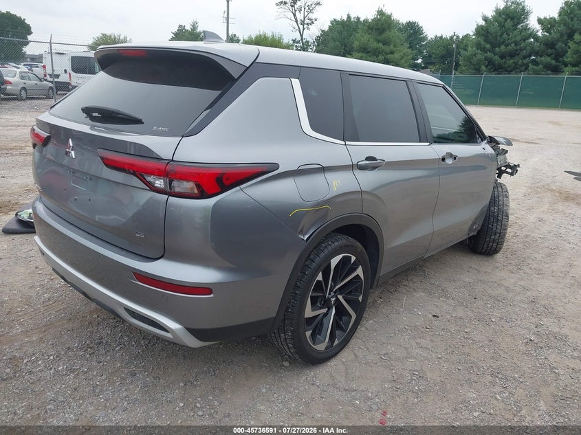 2022 MITSUBISHI OUTLANDER — zdjęcie 4