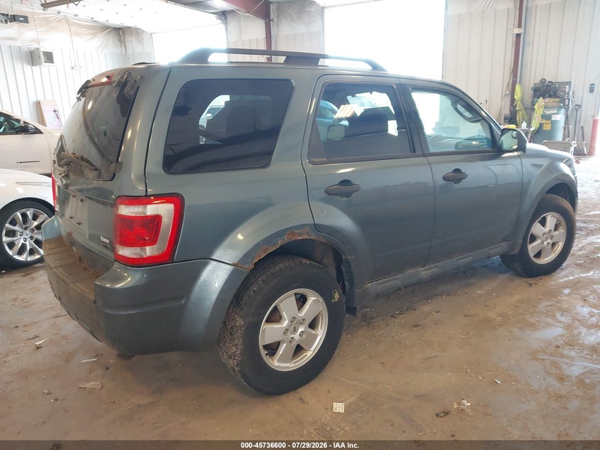 Vin: 1fmcu9dg8cka65440, lot: 46235304, ford escape xlt 20124